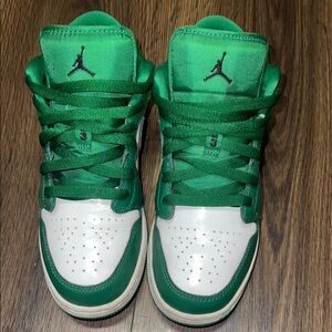 Nike Green and White Sneakers